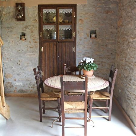 Laini Guest Houses Kouloukouthiana Ngoại thất bức ảnh