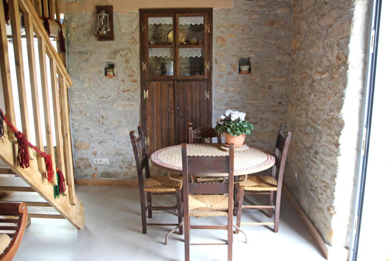 Laini Guest Houses Kouloukouthiana Ngoại thất bức ảnh
