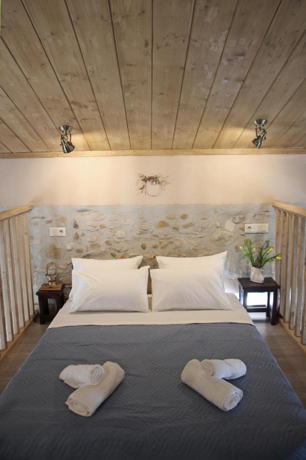 Laini Guest Houses Kouloukouthiana Ngoại thất bức ảnh