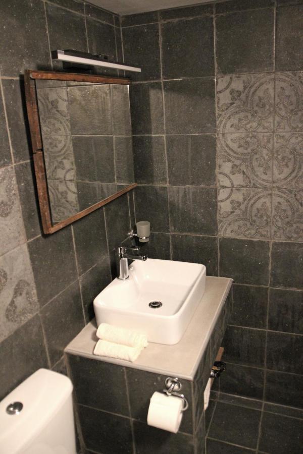 Laini Guest Houses Kouloukouthiana Ngoại thất bức ảnh
