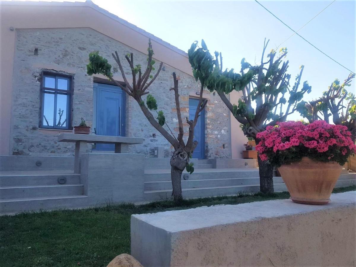 Laini Guest Houses Kouloukouthiana Ngoại thất bức ảnh